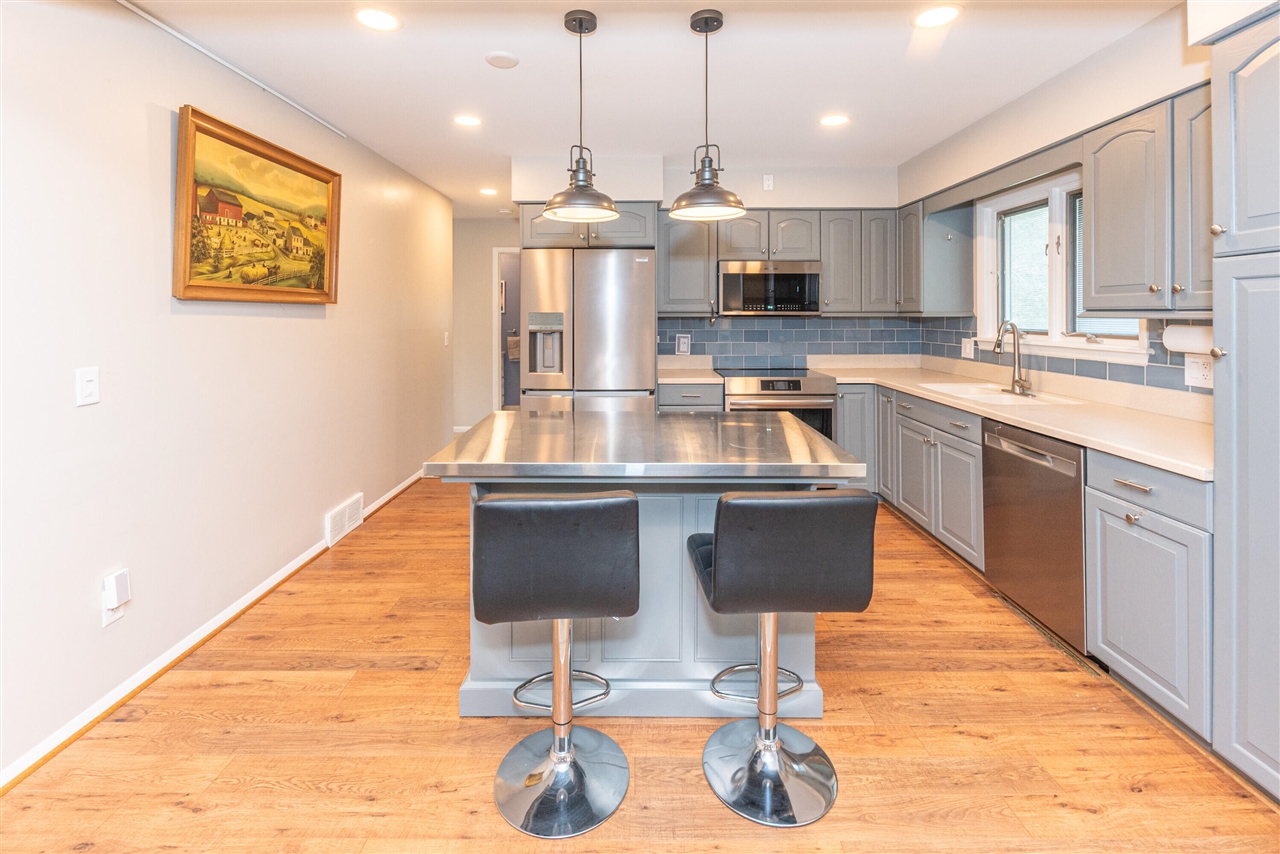 1075 Harold Circle, Ann Arbor, MI, 48103-1418