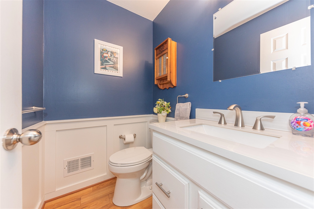 1075 Harold Circle, Ann Arbor, MI, 48103-1418