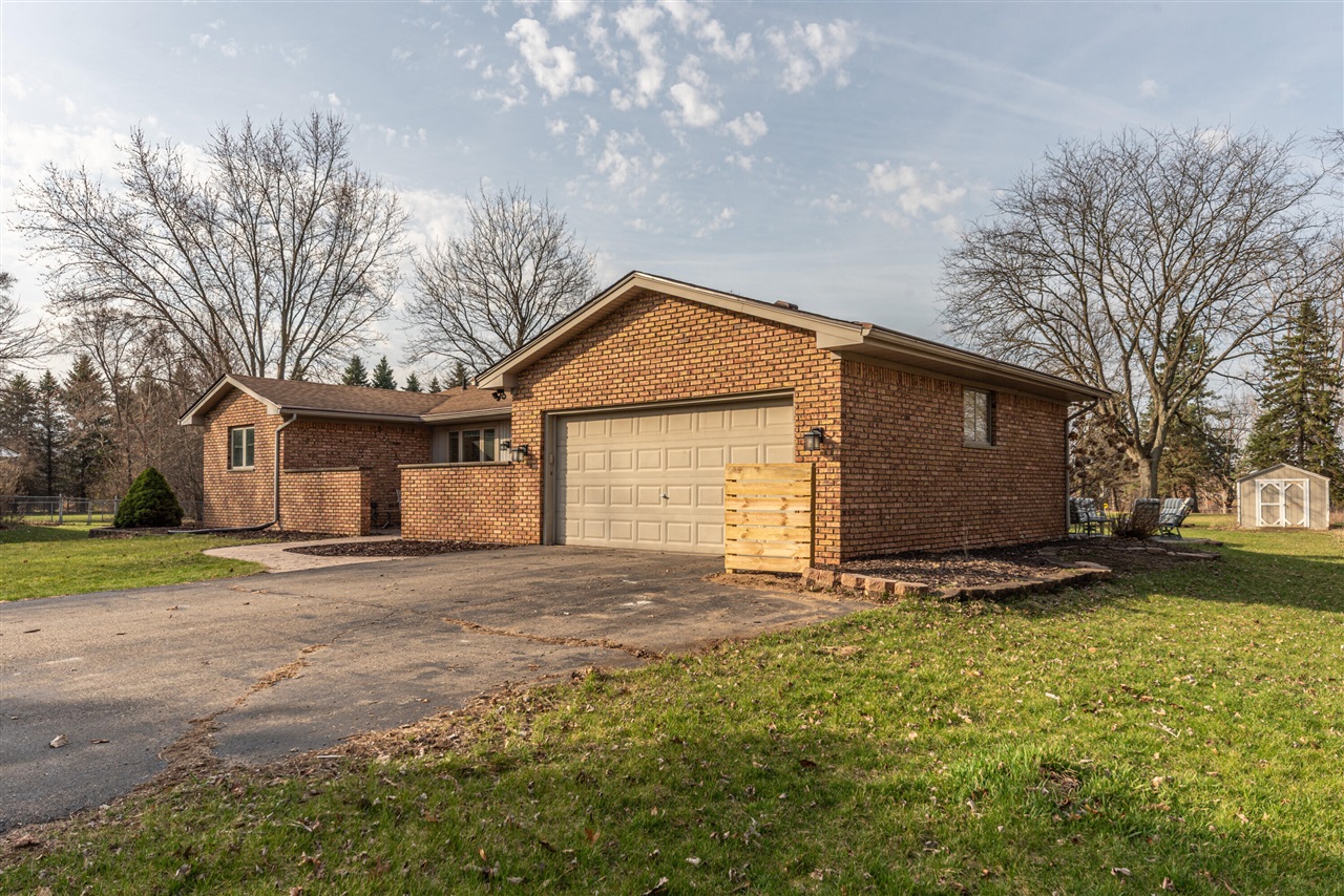 1075 Harold Circle, Ann Arbor, MI, 48103-1418