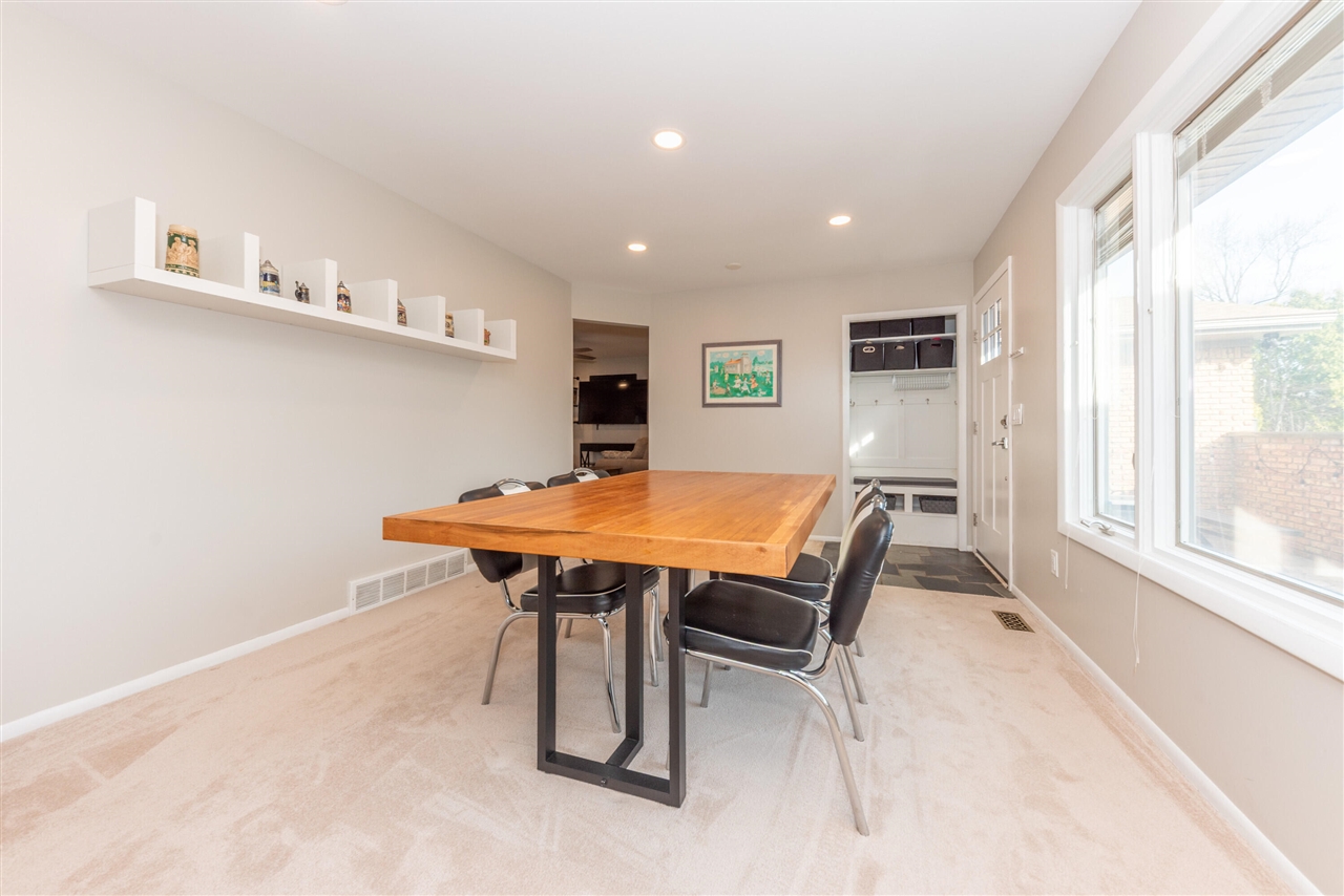 1075 Harold Circle, Ann Arbor, MI, 48103-1418