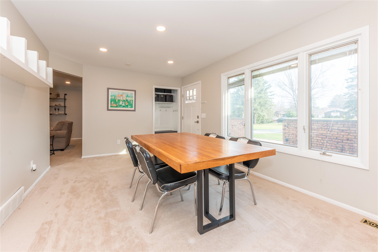 1075 Harold Circle, Ann Arbor, MI, 48103-1418