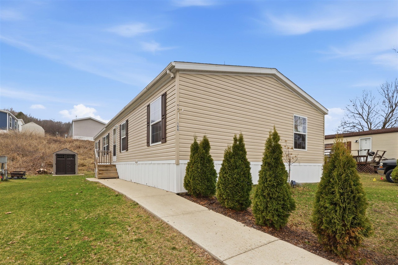 1815 Veronica Street UNIT&nbsp;196, Lowell, MI, 49331