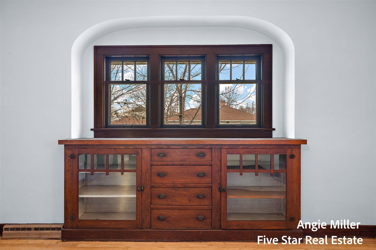 211 Williams Street, Spring Lake, MI, 49456-1912