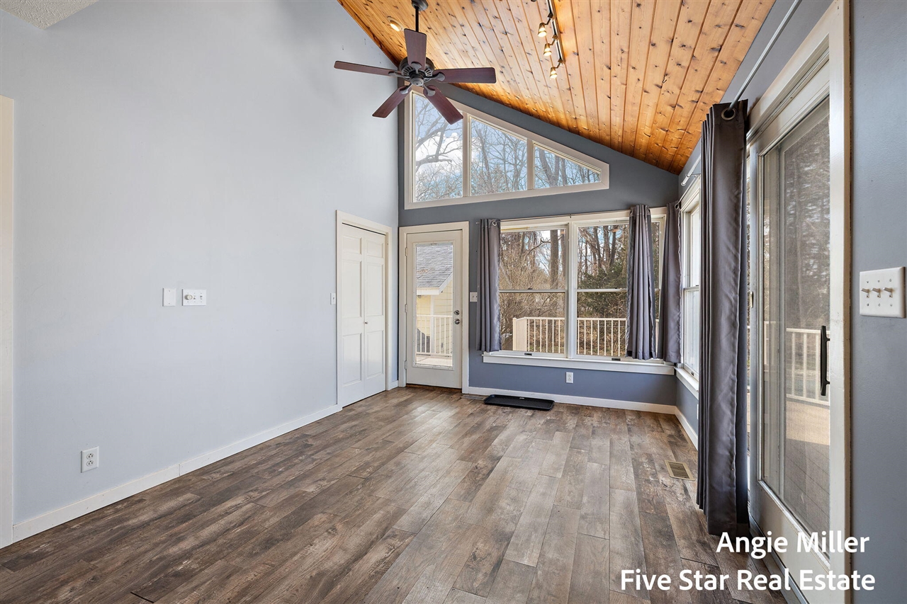 211 Williams Street, Spring Lake, MI, 49456-1912