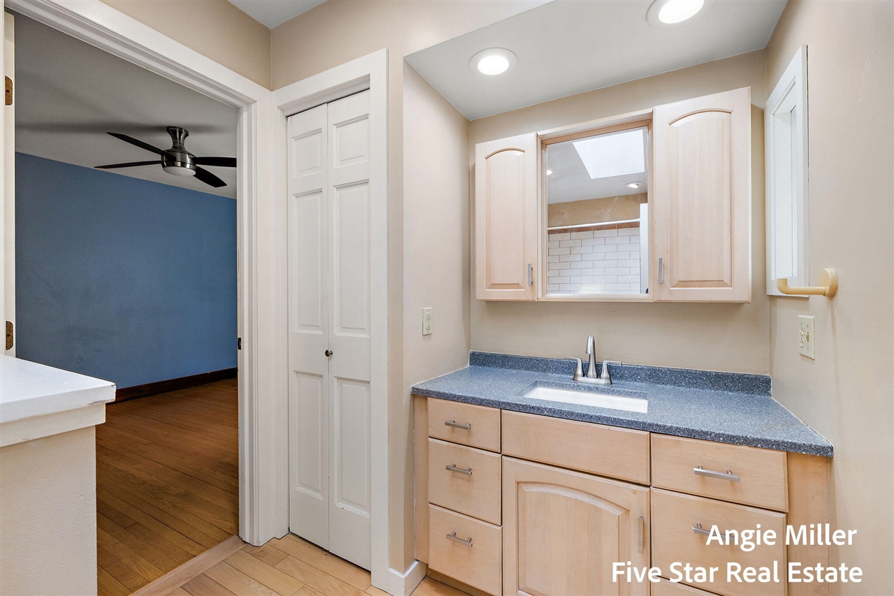 211 Williams Street, Spring Lake, MI, 49456-1912