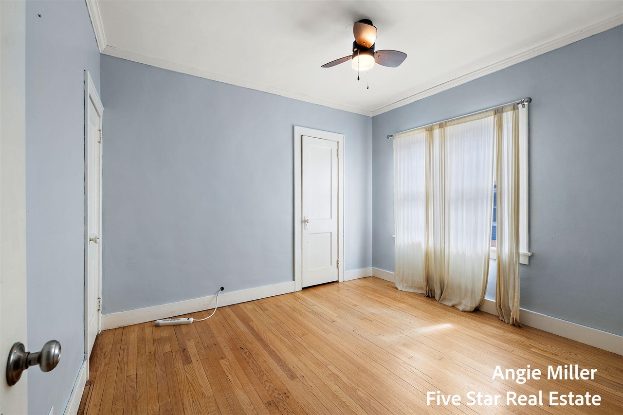 211 Williams Street, Spring Lake, MI, 49456-1912