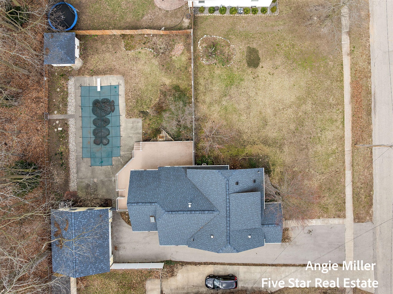 211 Williams Street, Spring Lake, MI, 49456-1912