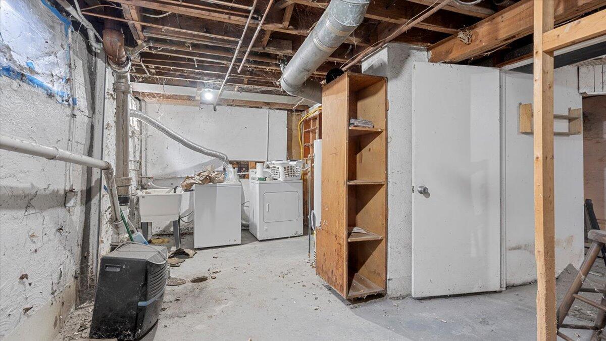 1307 Lutz Avenue, Ann Arbor, MI, 48103-4617