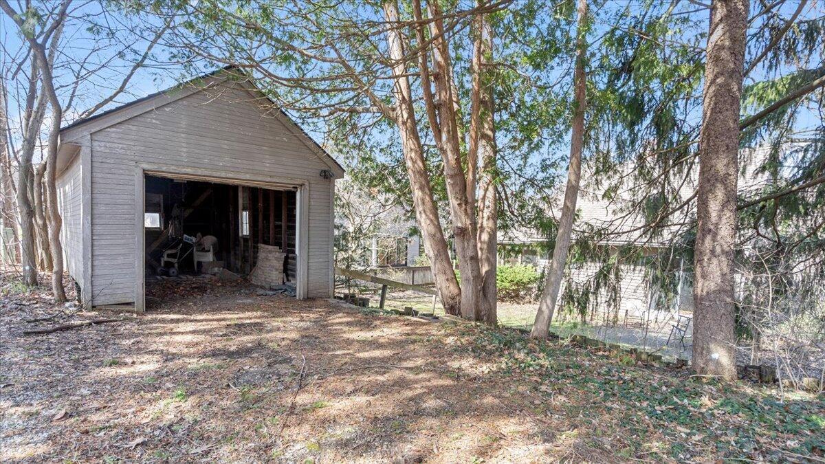 1307 Lutz Avenue, Ann Arbor, MI, 48103-4617