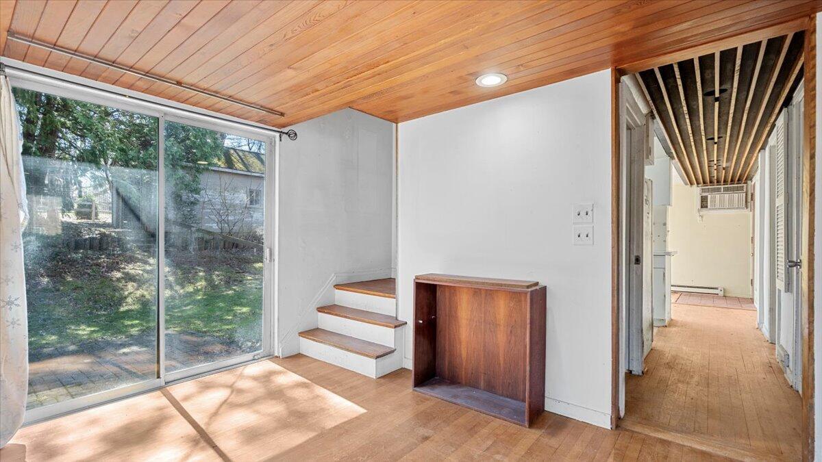 1307 Lutz Avenue, Ann Arbor, MI, 48103-4617