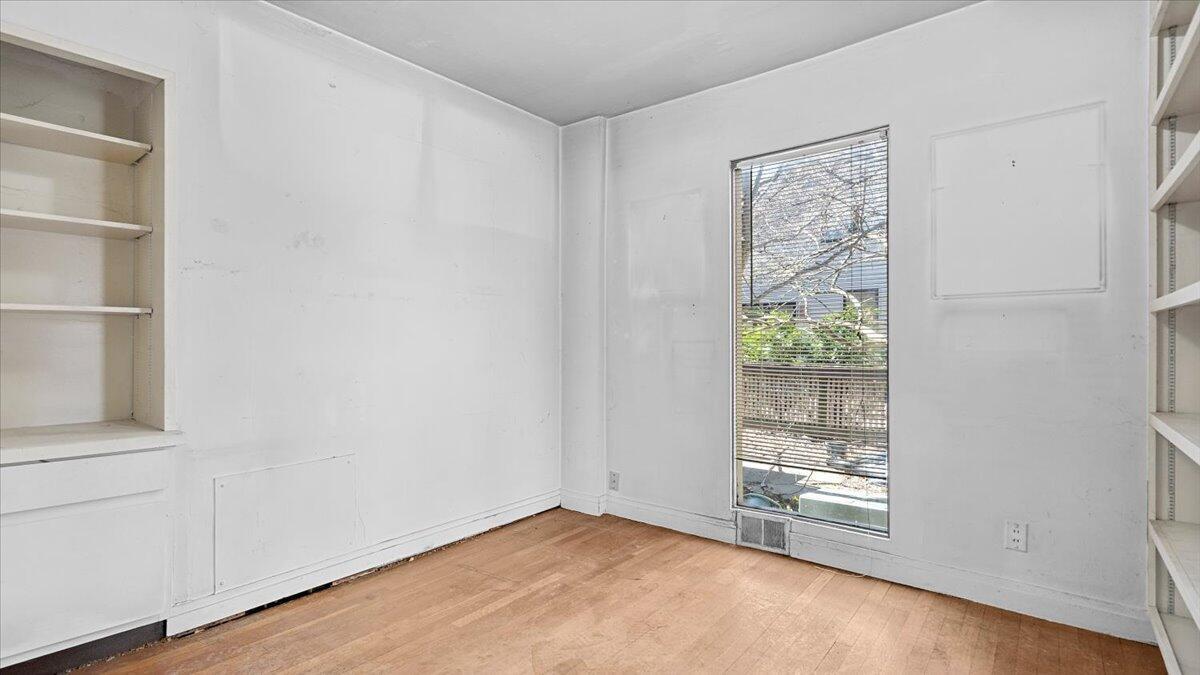 1307 Lutz Avenue, Ann Arbor, MI, 48103-4617