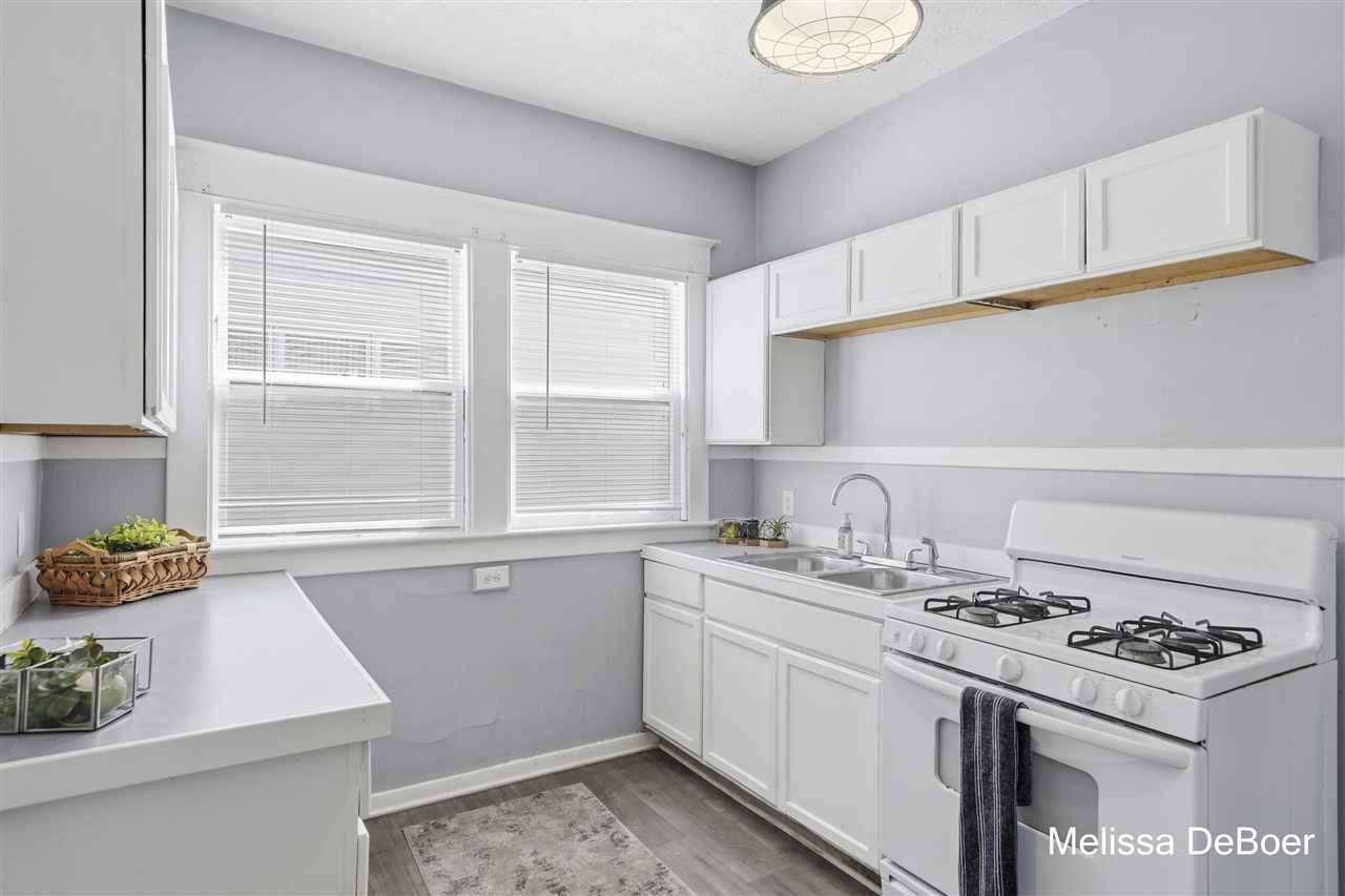 441 Delaware Street, Grand Rapids, MI, 49507-1225