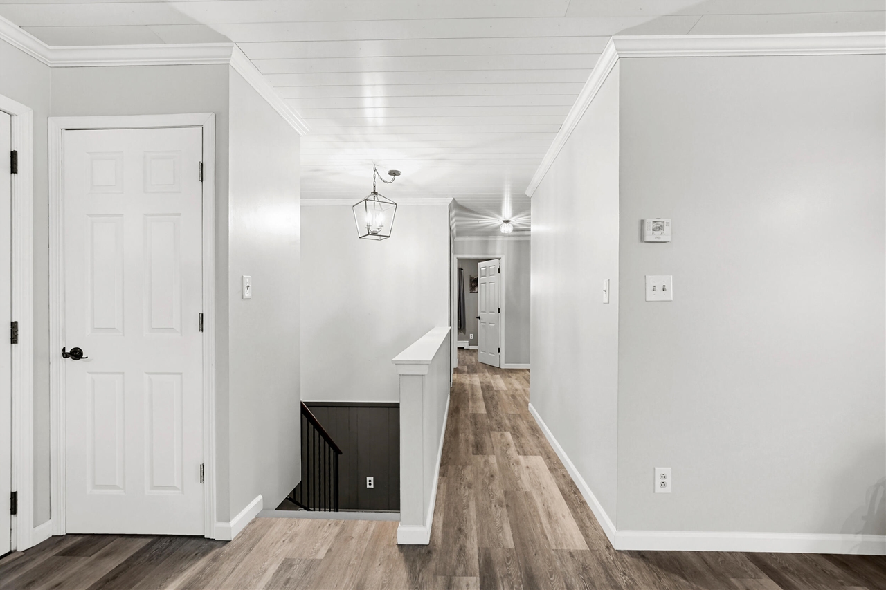 4090 Matthews Road, Charlotte, MI, 48813-8146