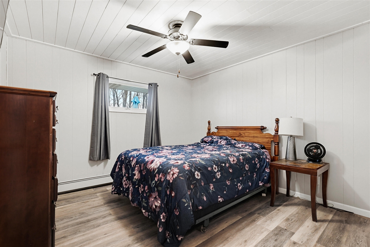 4090 Matthews Road, Charlotte, MI, 48813-8146