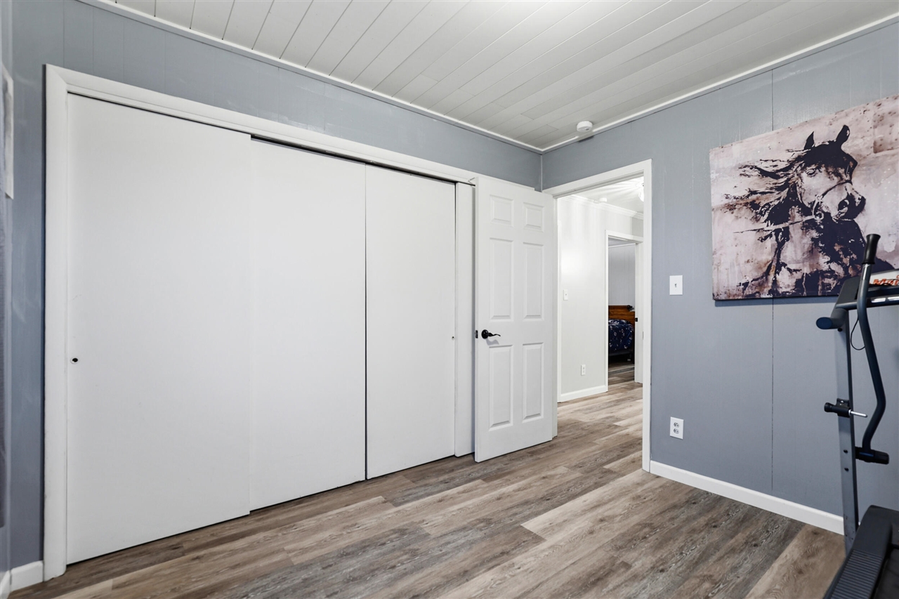 4090 Matthews Road, Charlotte, MI, 48813-8146