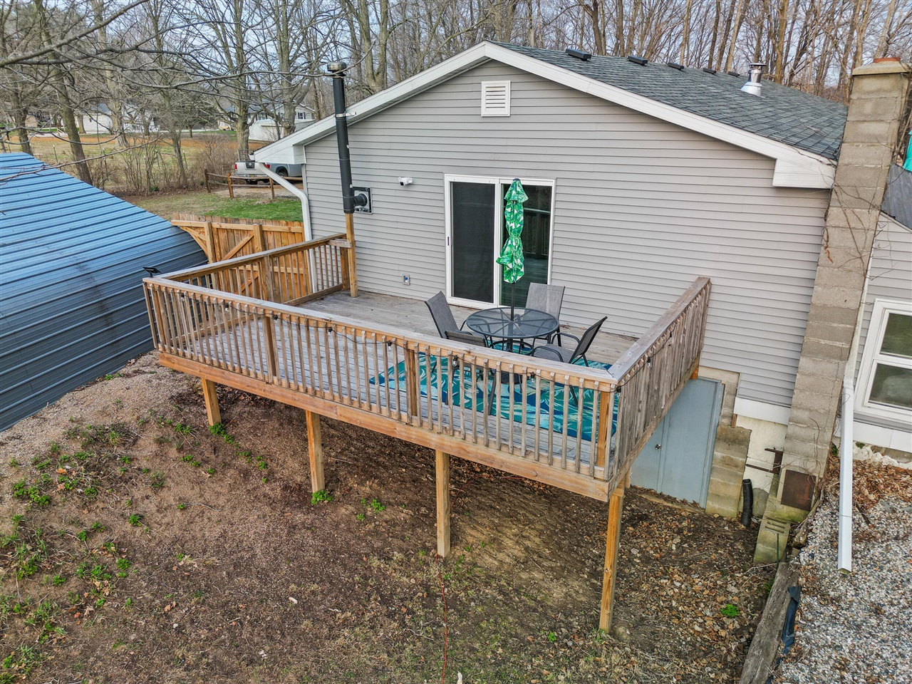 4090 Matthews Road, Charlotte, MI, 48813-8146