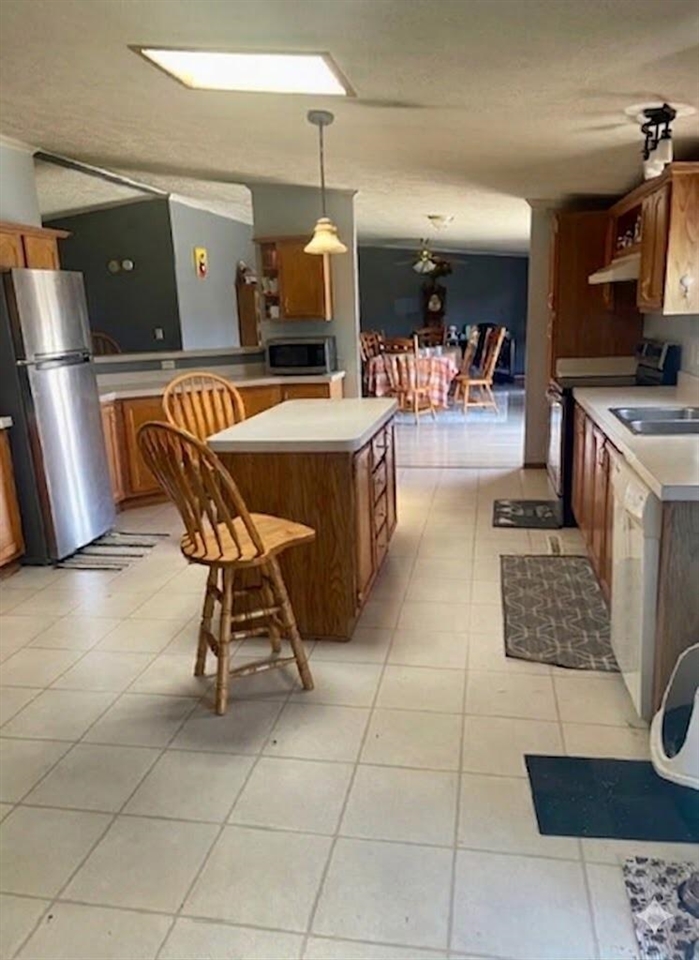 6524 N 96th Avenue, Hart, MI, 49420-8181