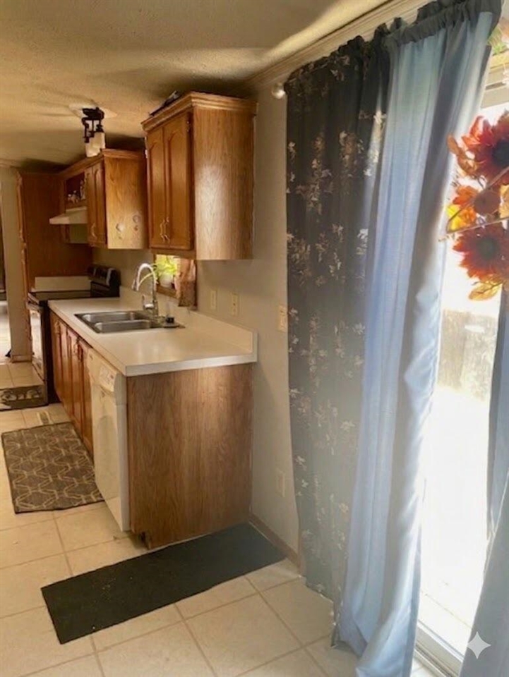 6524 N 96th Avenue, Hart, MI, 49420-8181