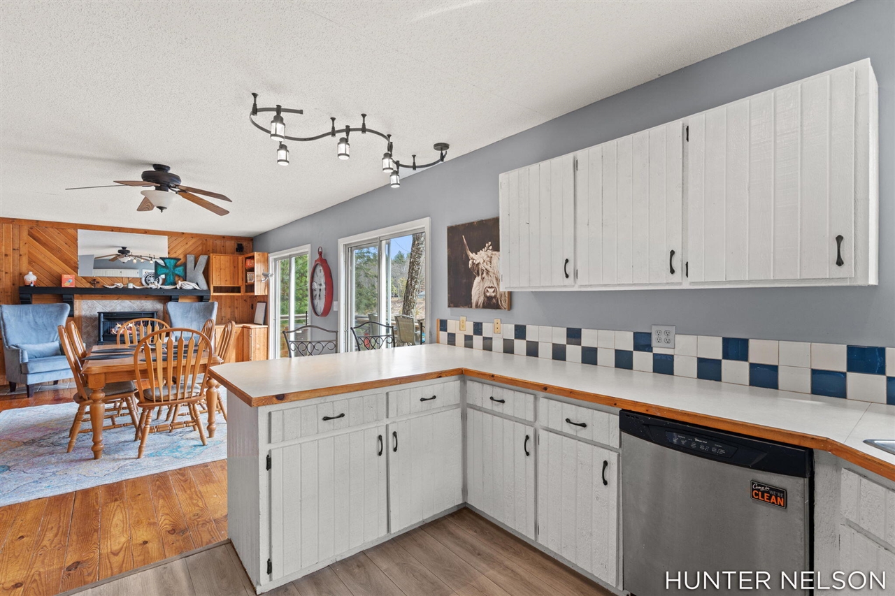 4600 S Teal Lane, Newaygo, MI, 49337-8725