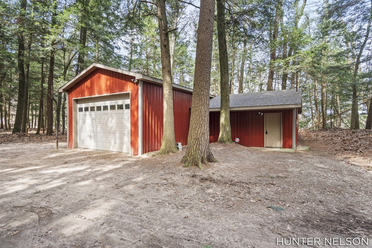 4600 S Teal Lane, Newaygo, MI, 49337-8725