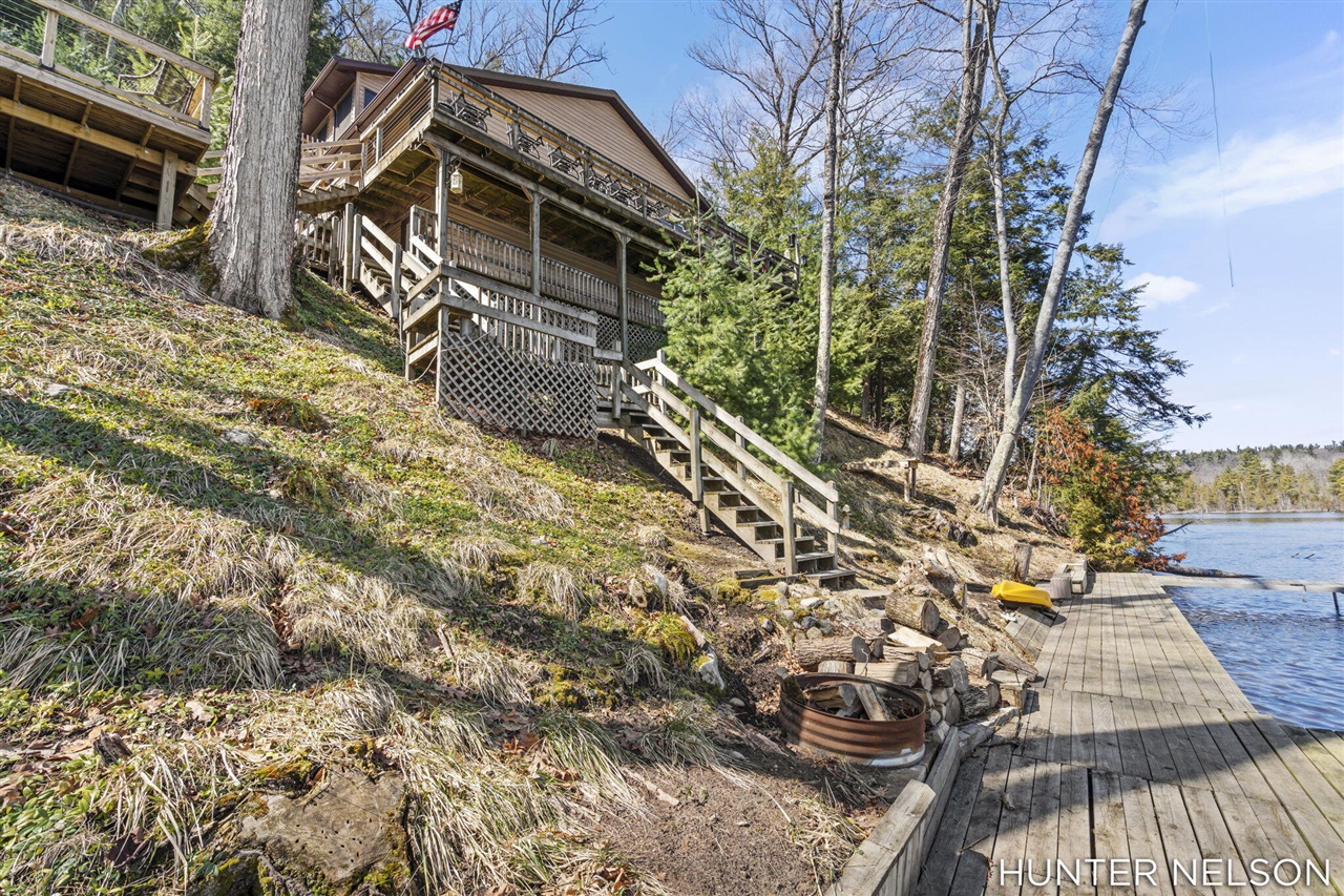 4600 S Teal Lane, Newaygo, MI, 49337-8725