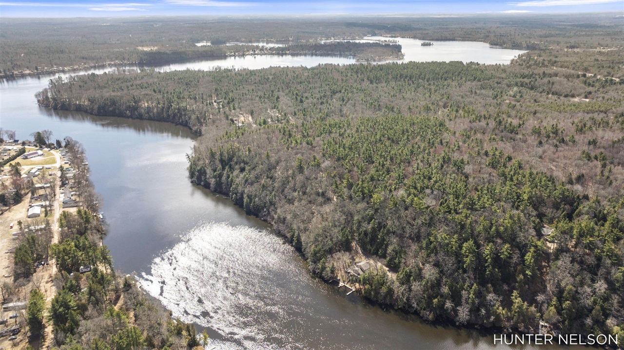 4600 S Teal Lane, Newaygo, MI, 49337-8725