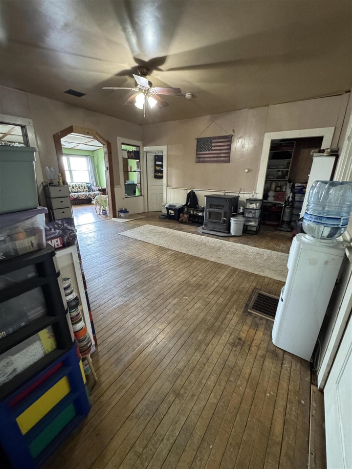 2126 200th Avenue, Reed City, MI, 49677-8044