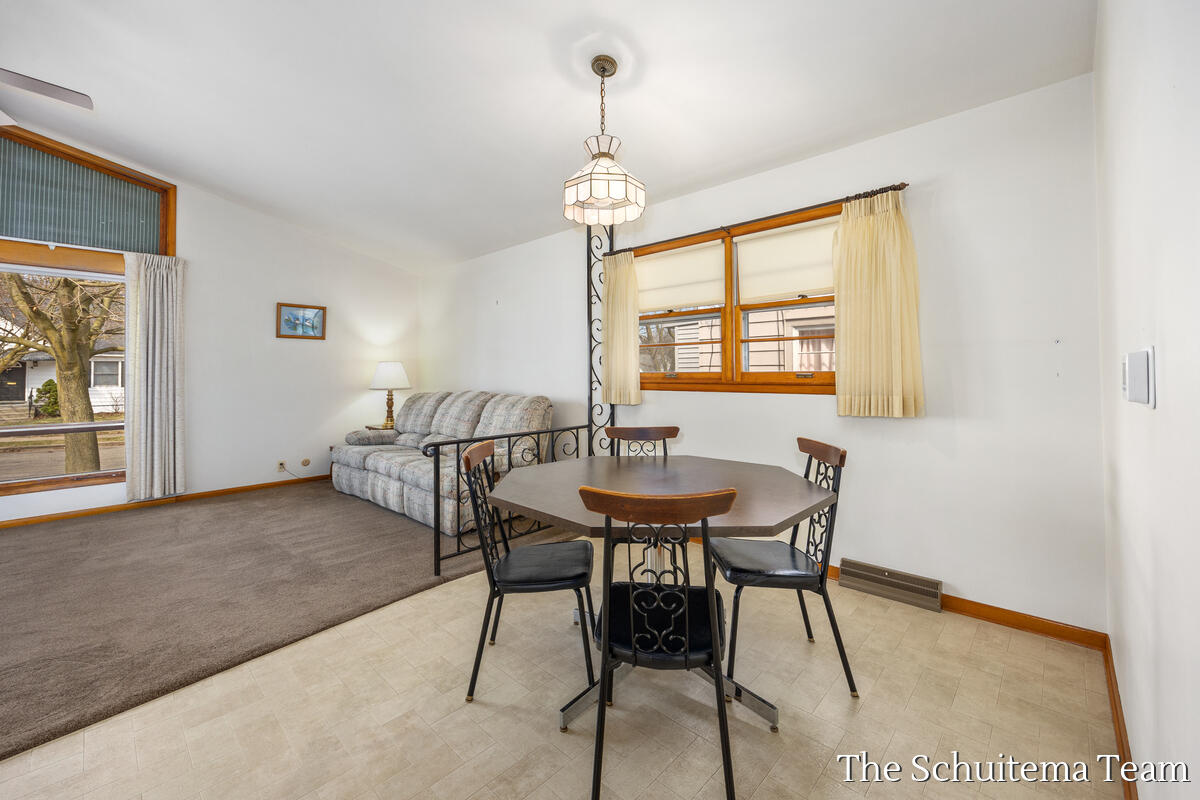 1824 Blandford Avenue, Wyoming, MI, 49519-1234