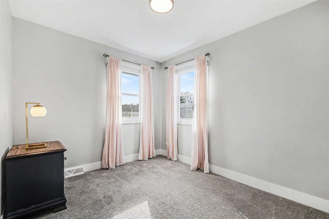 1516 Maderia Avenue, Grand Rapids, MI, 49534-6607