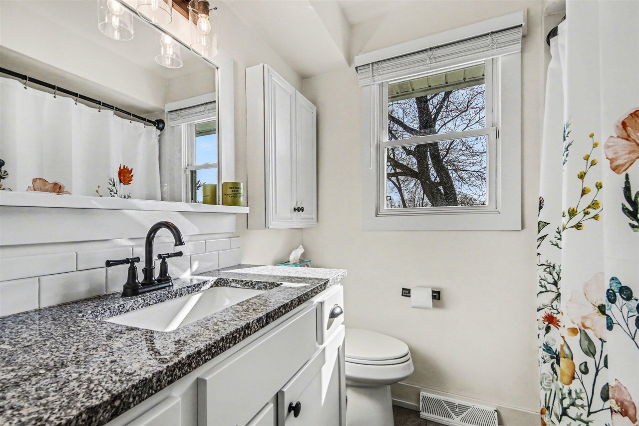 1516 Maderia Avenue, Grand Rapids, MI, 49534-6607