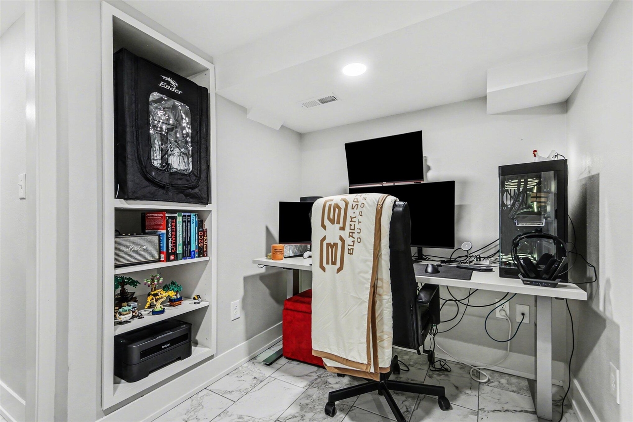 1516 Maderia Avenue, Grand Rapids, MI, 49534-6607