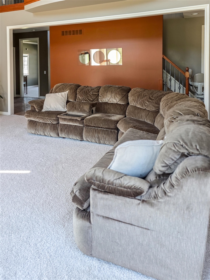 1053 Autumnview Court, Rochester, MI, 48307-6059