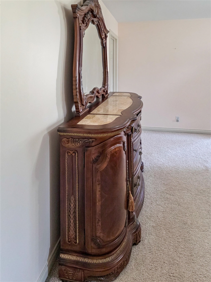 1053 Autumnview Court, Rochester, MI, 48307-6059