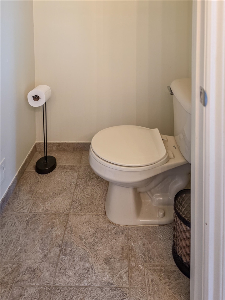 1053 Autumnview Court, Rochester, MI, 48307-6059