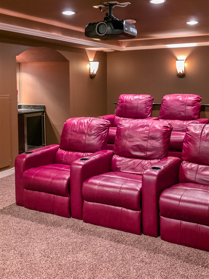 1053 Autumnview Court, Rochester, MI, 48307-6059