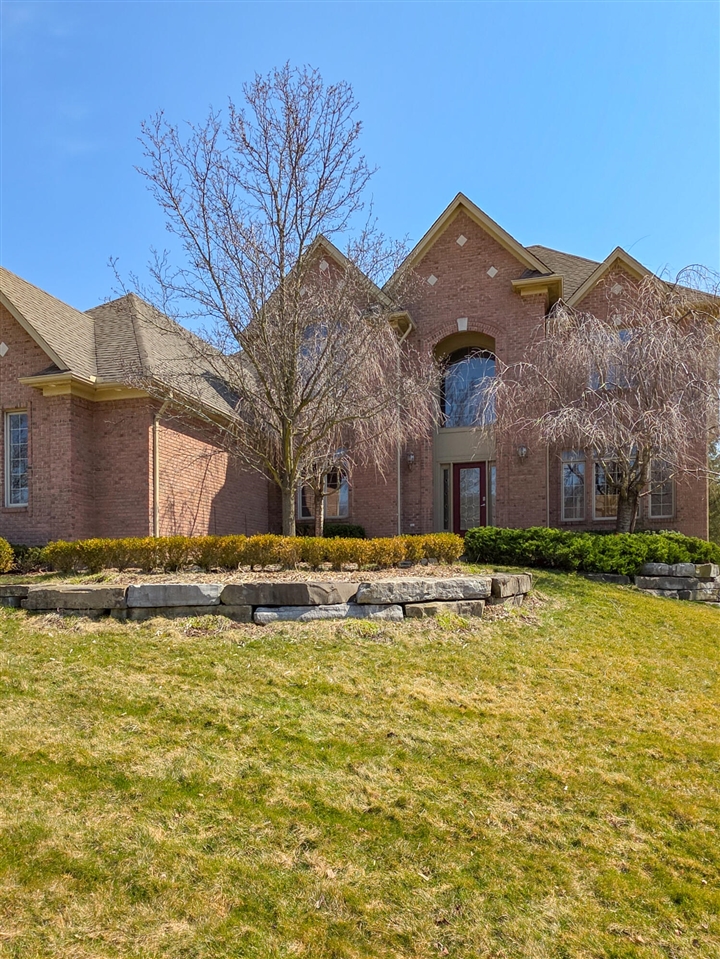 1053 Autumnview Court, Rochester, MI, 48307-6059
