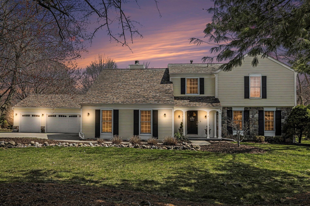5589 Tanglewood Drive, Ann Arbor, MI, 48105-9549