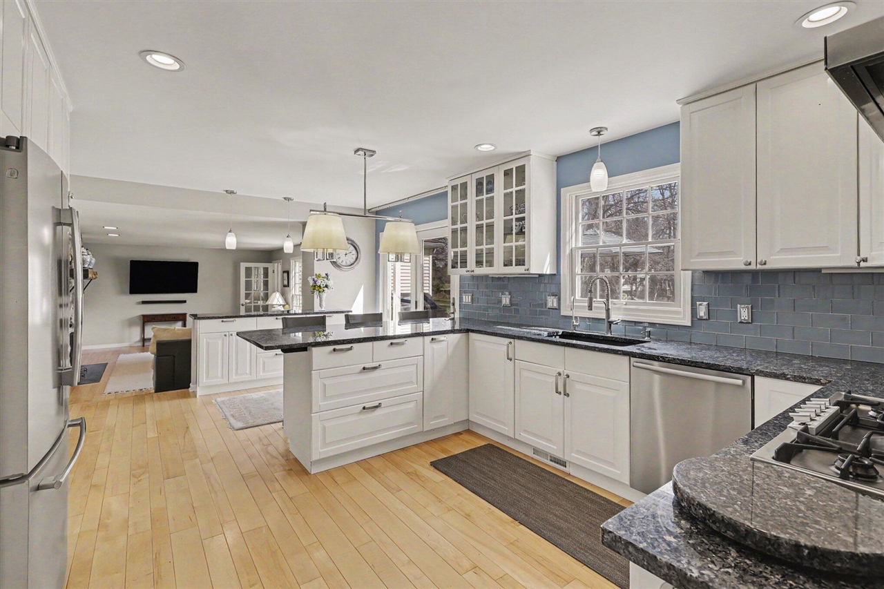5589 Tanglewood Drive, Ann Arbor, MI, 48105-9549