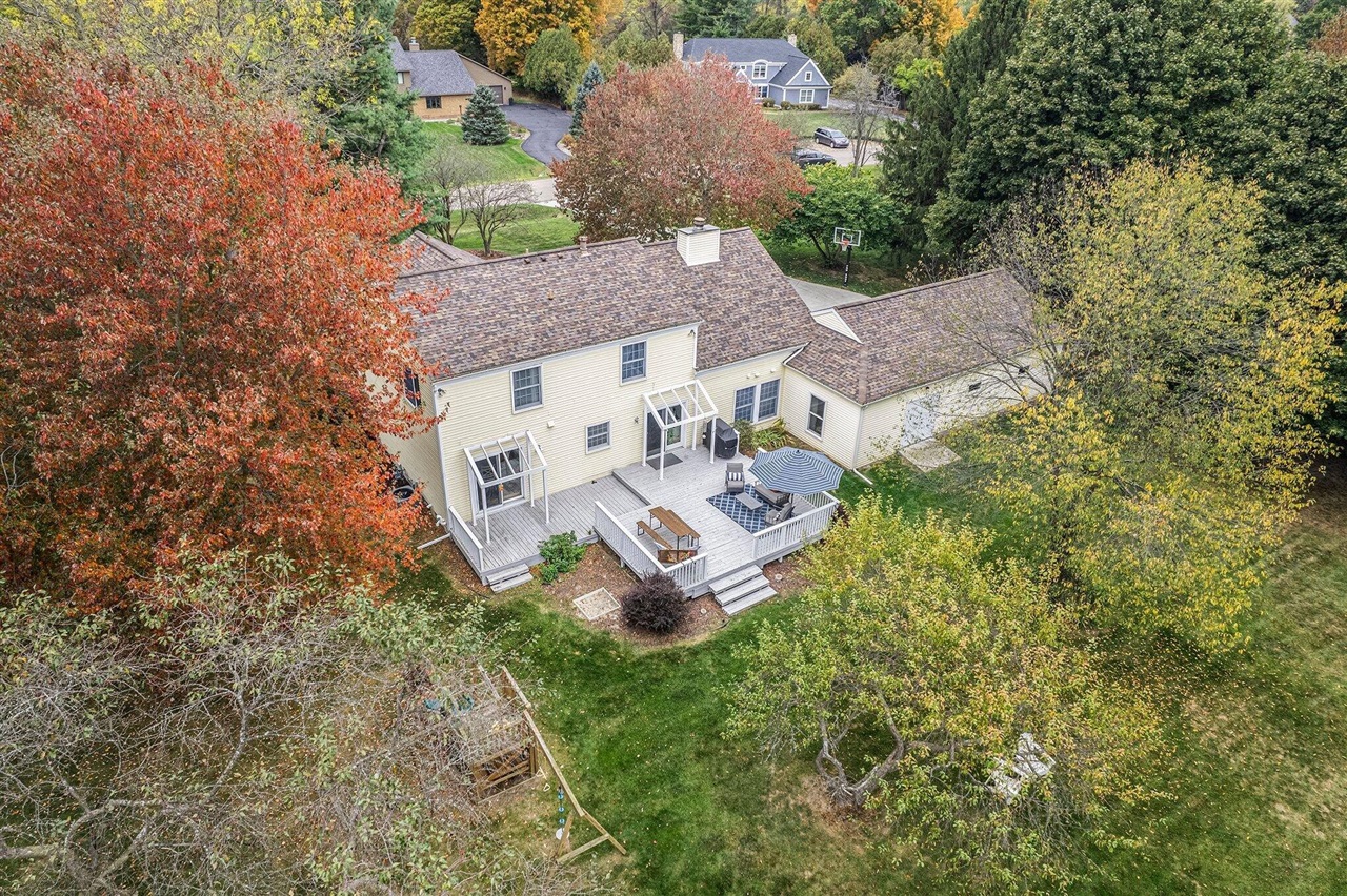 5589 Tanglewood Drive, Ann Arbor, MI, 48105-9549
