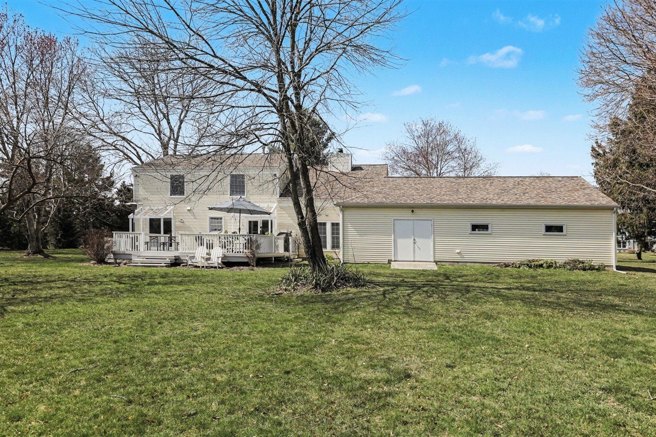 5589 Tanglewood Drive, Ann Arbor, MI, 48105-9549