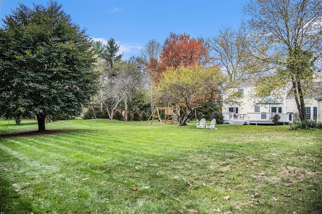 5589 Tanglewood Drive, Ann Arbor, MI, 48105-9549