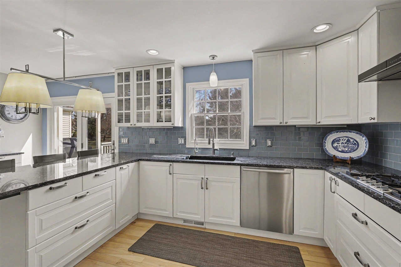 5589 Tanglewood Drive, Ann Arbor, MI, 48105-9549