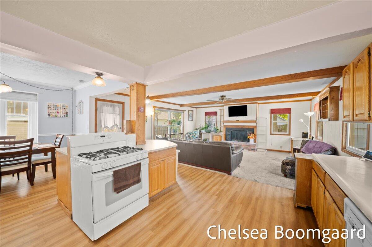 22 Elmwood Street, Grand Rapids, MI, 49505