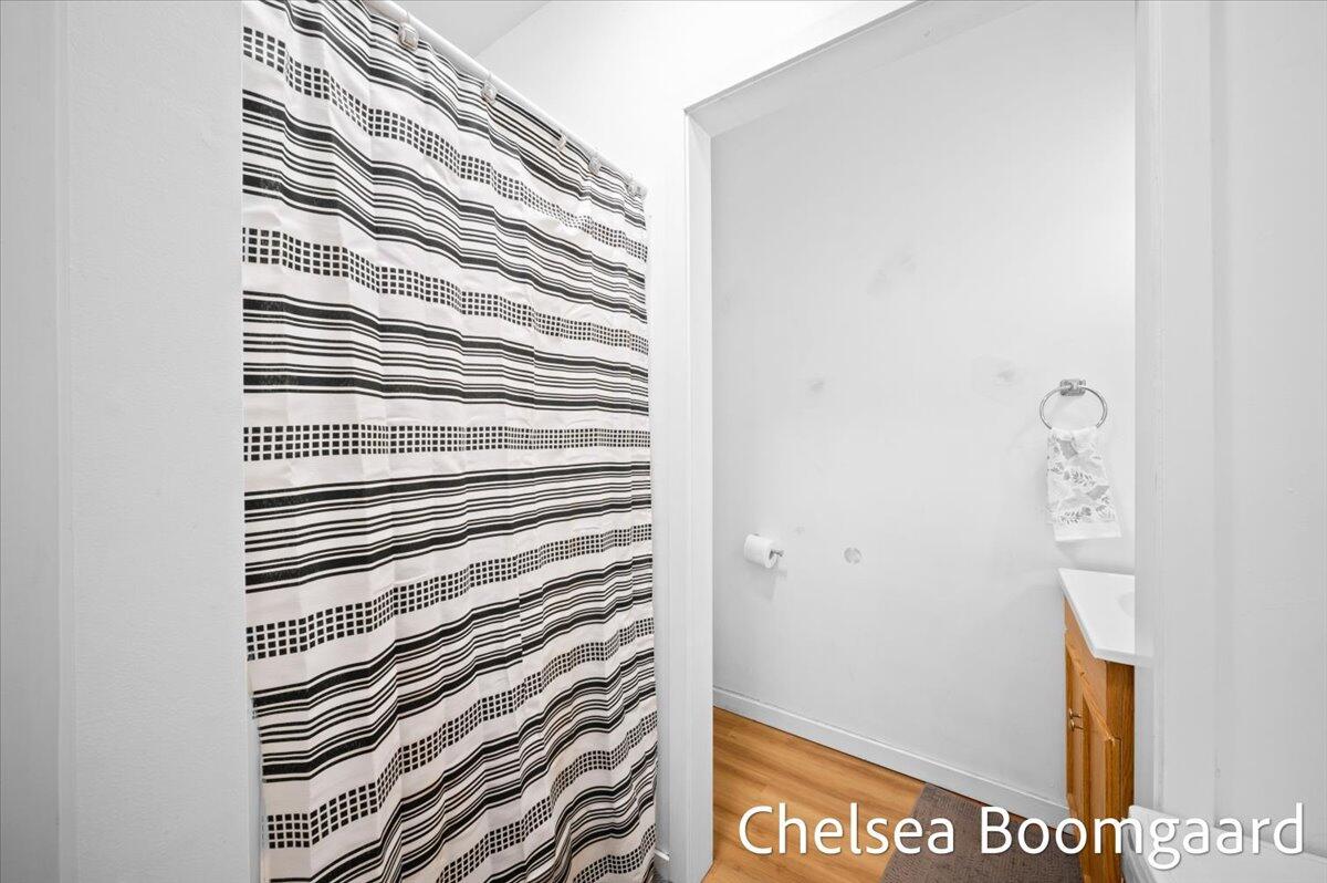 22 Elmwood Street, Grand Rapids, MI, 49505