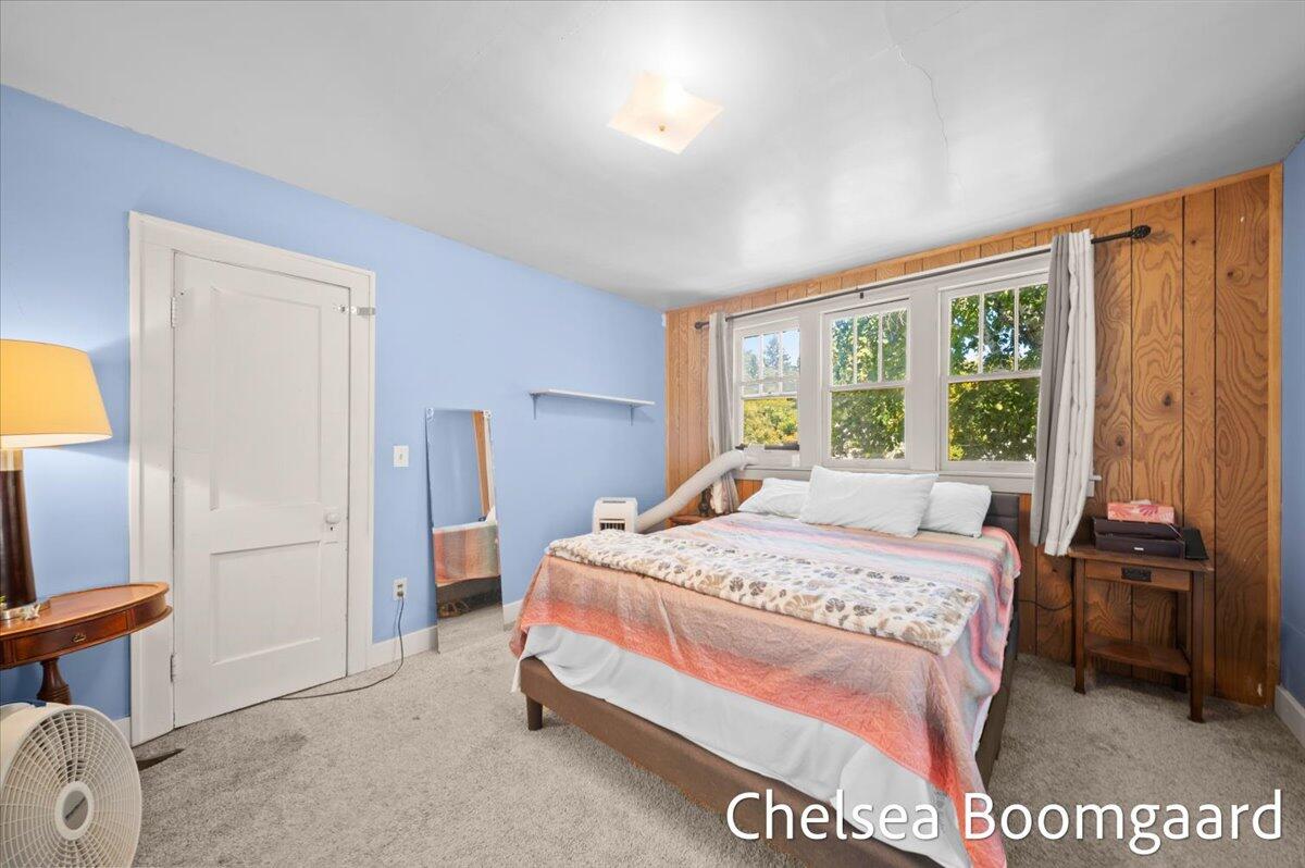 22 Elmwood Street, Grand Rapids, MI, 49505