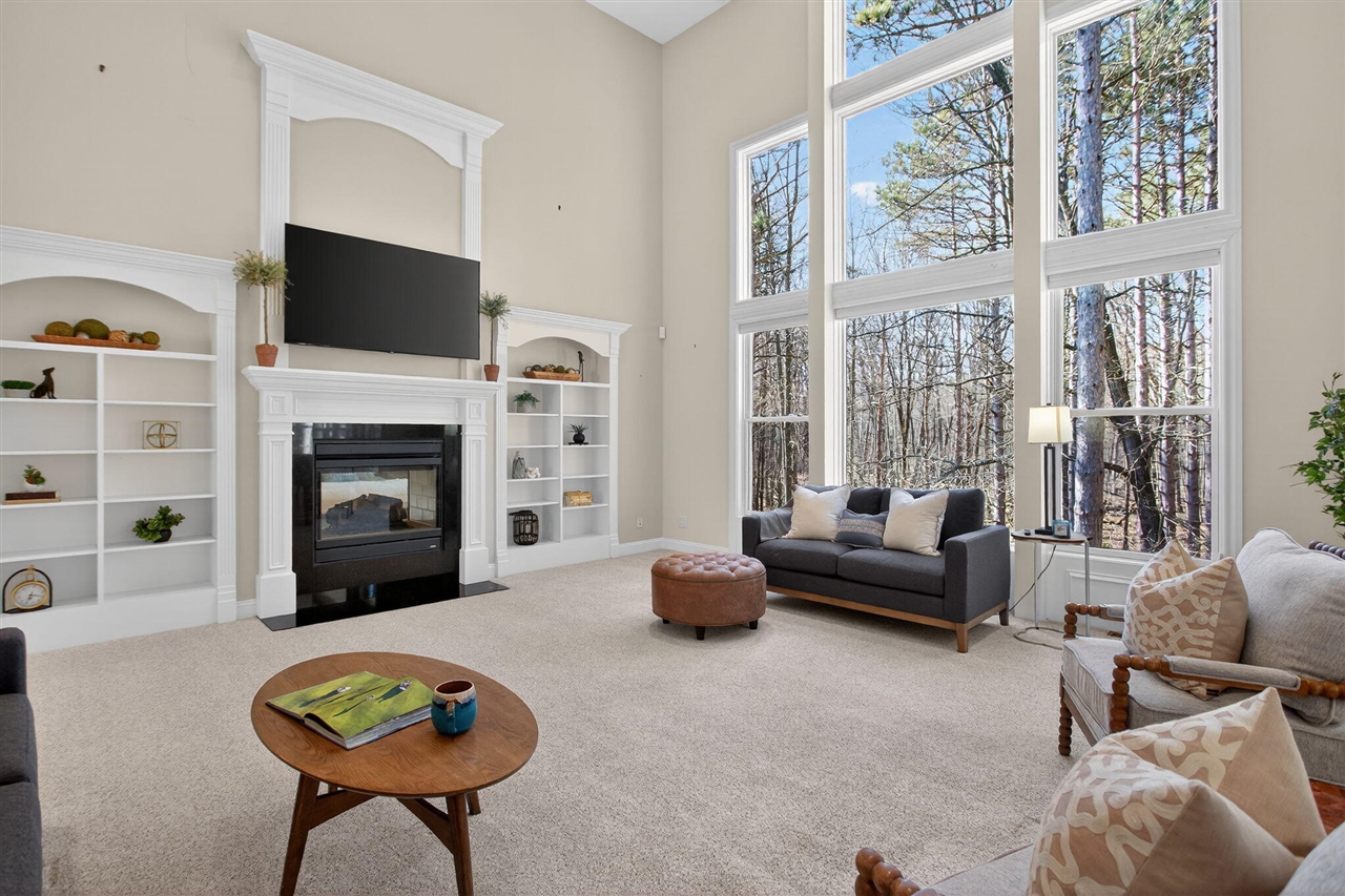 7176 Sanctuary Drive, Jackson, MI, 49201-7652