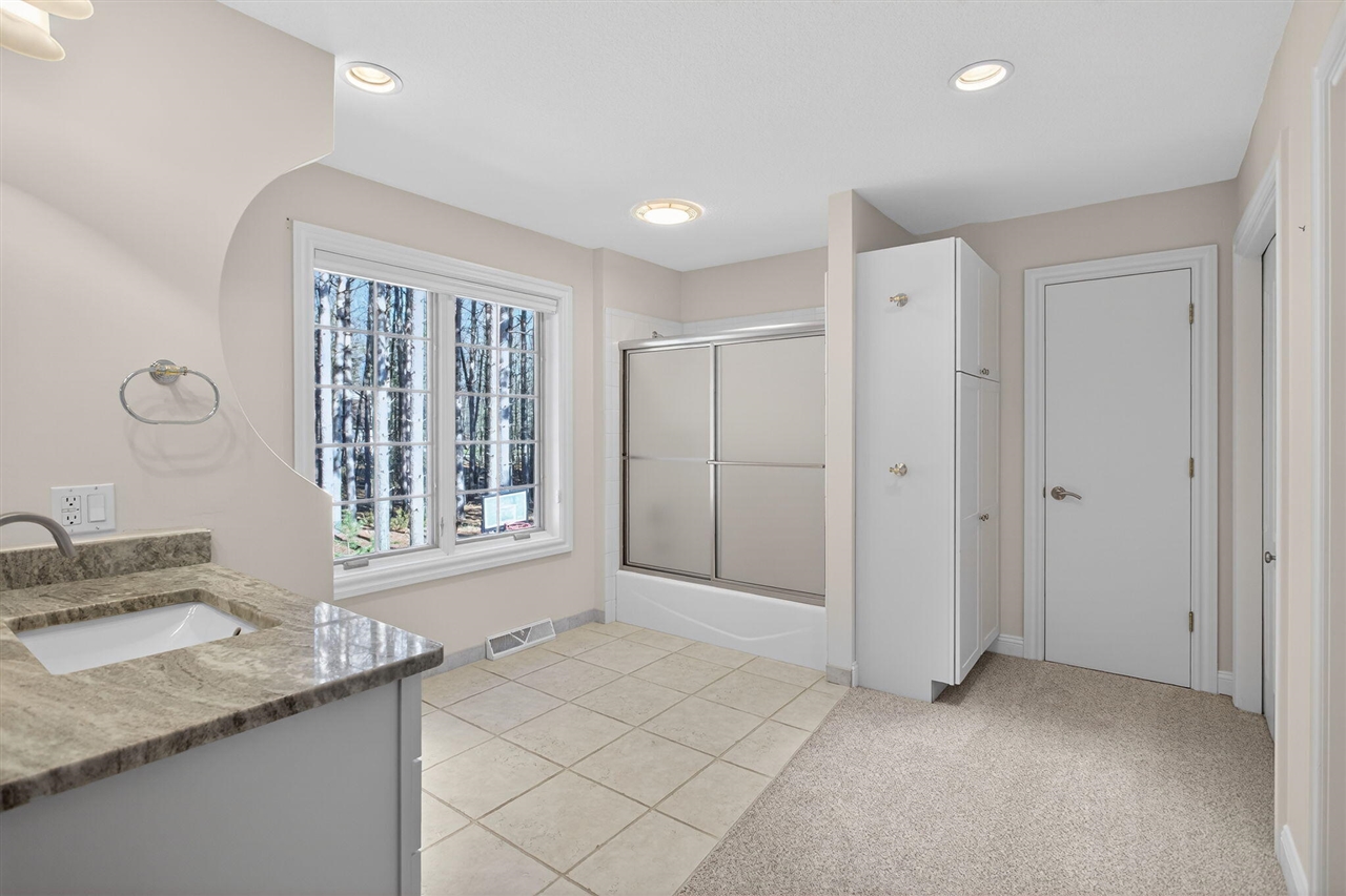 7176 Sanctuary Drive, Jackson, MI, 49201-7652