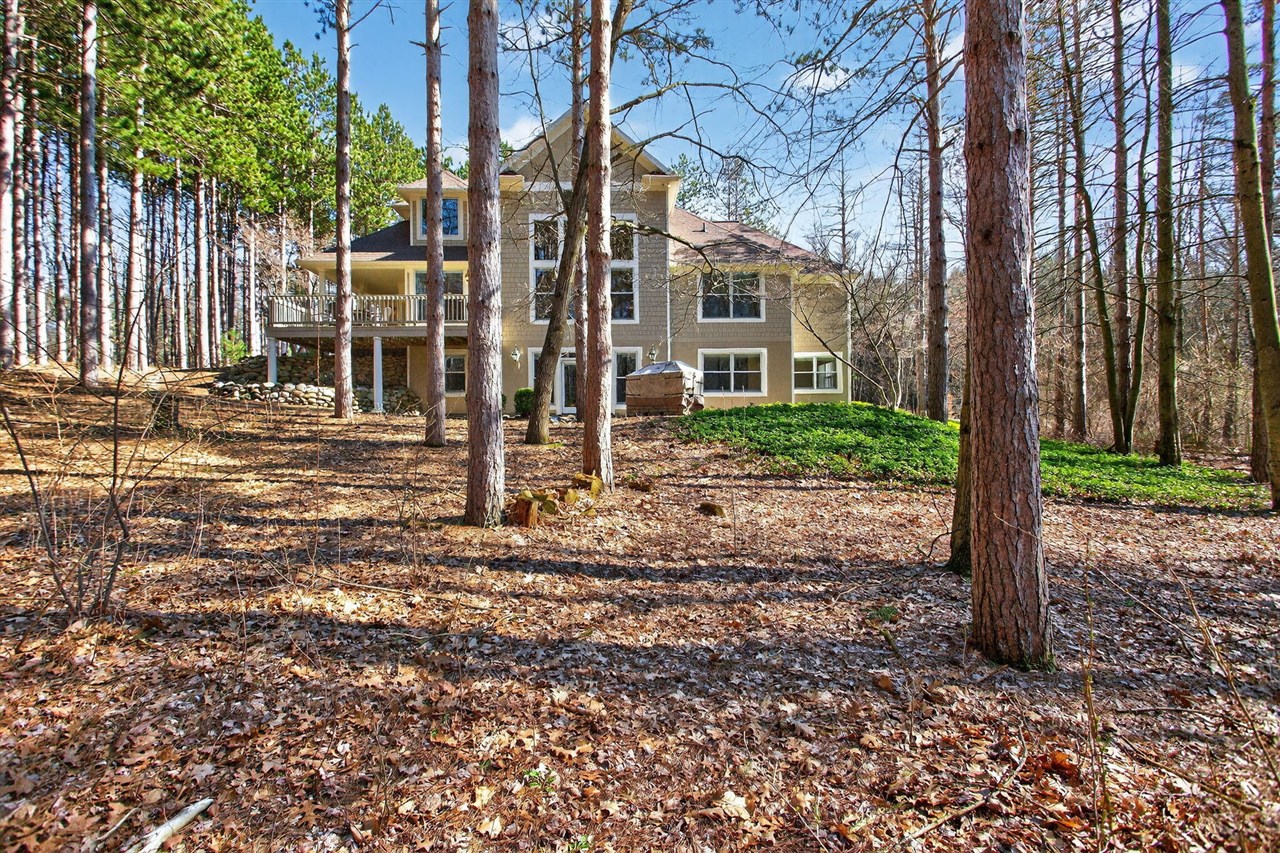 7176 Sanctuary Drive, Jackson, MI, 49201-7652