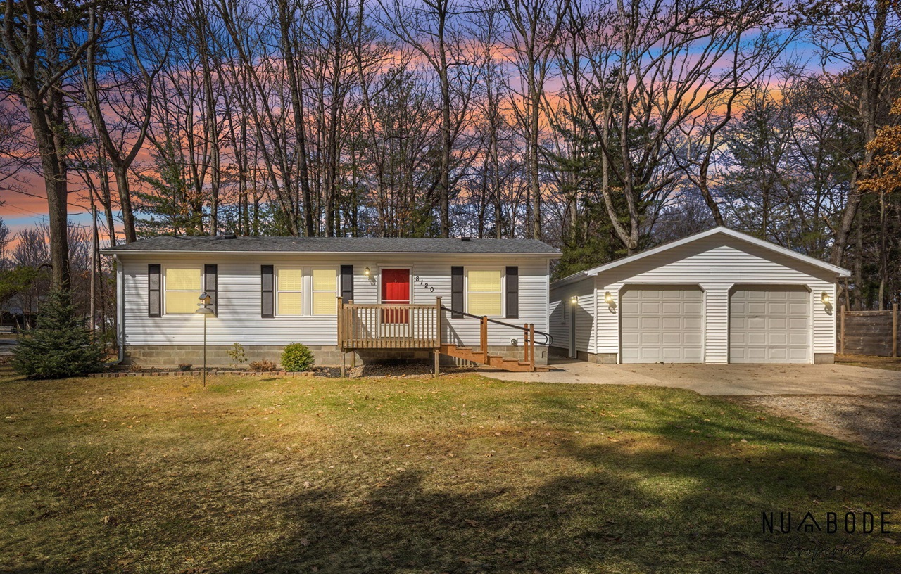 8120 Cheyenne Drive, Howard City, MI, 49329-9368