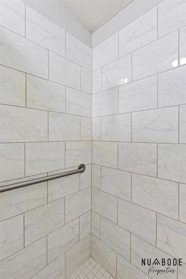 8120 Cheyenne Drive, Howard City, MI, 49329-9368